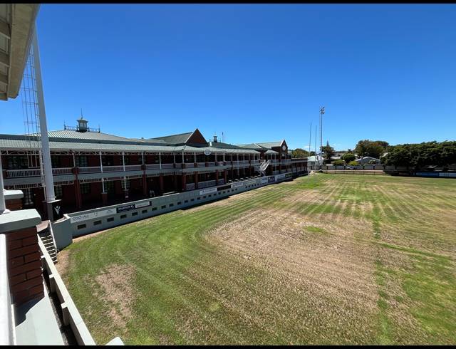 232M² OFFICE TO LET IN CLAREMONT